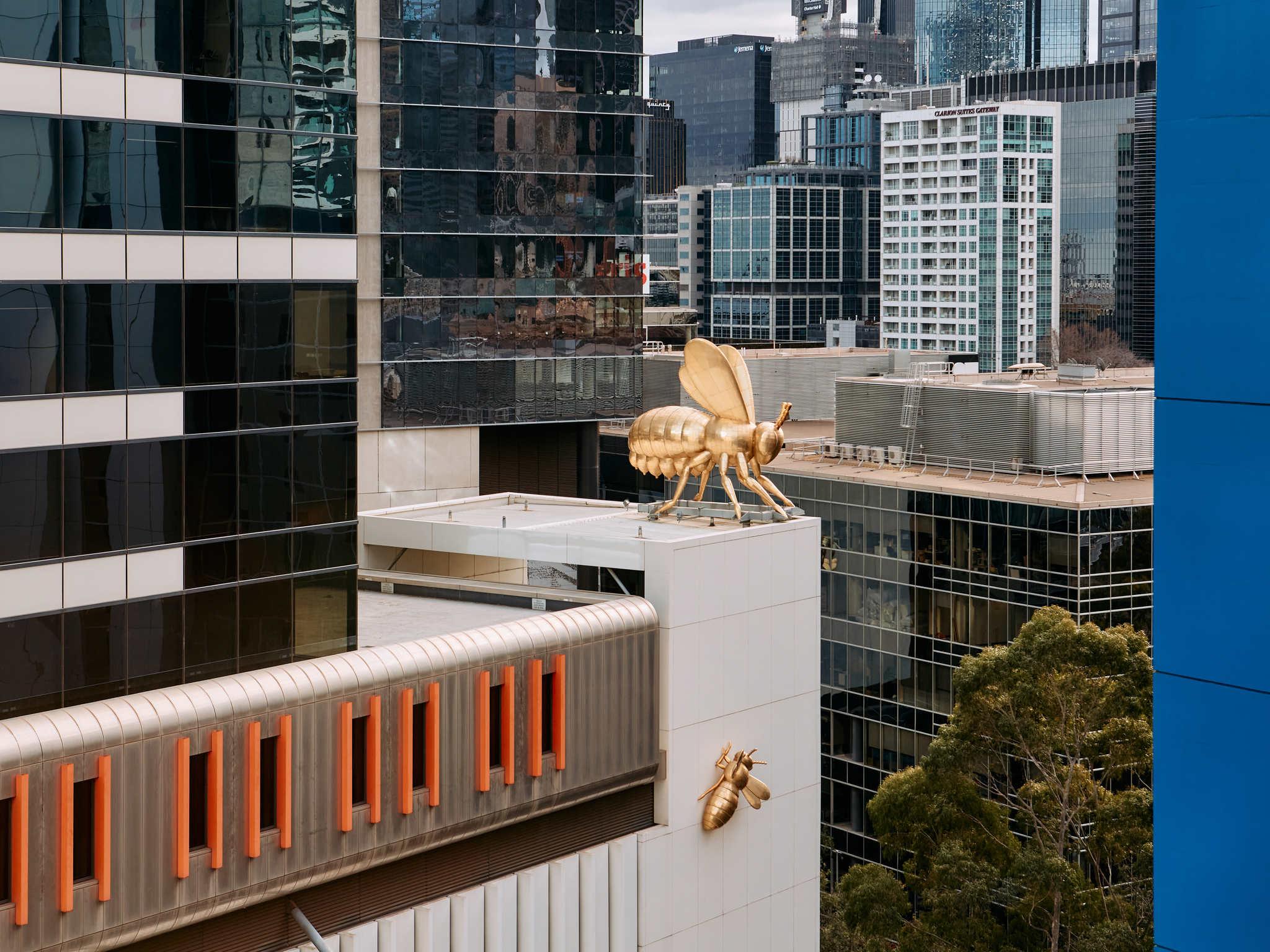 Mercure Melbourne Southbank Экстерьер фото